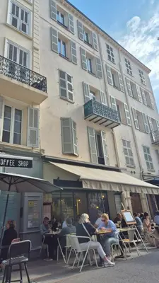 Clients de l'établissement Rue Hoche cocon pour 2-3 personnes