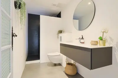 Salle de bains dans l'établissement 221 Le Bella