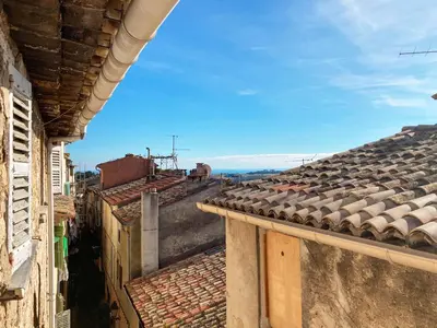 Vue générale sur la mer ou vue sur la mer prise depuis l'appartement