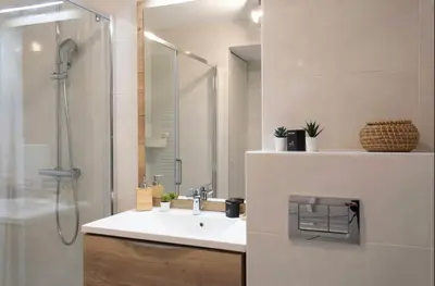 Salle de bains dans l'établissement A14 Staywiz us - 2P Vue Mer - 5 min de la Plage - Parking