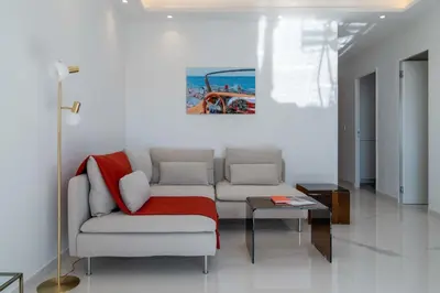 Coin salon dans l'établissement 3P Vue Mer Résidence avec Piscine Cannes