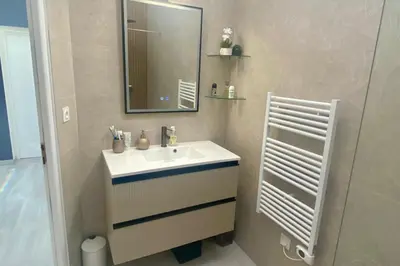 Salle de bains dans l'établissement Cozystay 1825 Duplex luxe Rue dAntibes