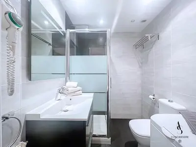 Salle de bains dans l'établissement Le Narval - Studio - Croisette - Proche Palais