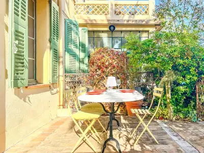 Jardin de l'établissement L'olivine - Paisible Loft avec terrasse Cannes