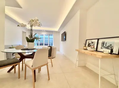 Plan de l'établissement Cannes - 2 bedrooms & 2 bathrooms apartment - 24P1