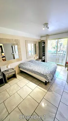 Un ou plusieurs lits dans un hébergement de l'établissement Appartement 4 pièces, spacieux 8 couchages