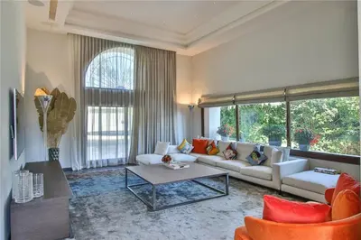 Coin salon dans l'établissement Villa de Luxe avec Piscine - Cap d'Antibes