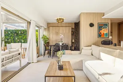 Coin salon dans l'établissement Magnifique appartement à 50 mètres de la Croisette