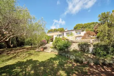 Jardin de l'établissement Villa Lou Bayou French Riviera near Cannes