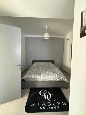 Un ou plusieurs lits dans un hébergement de l'établissement cdc stables antibes
