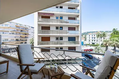 Balcon ou terrasse dans l'établissement Apartment for 4people in Martinez