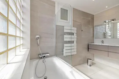 Salle de bains dans l'établissement 6 LECERF T5 - Apartment heart of Cannes 4 Bedrooms Terrace