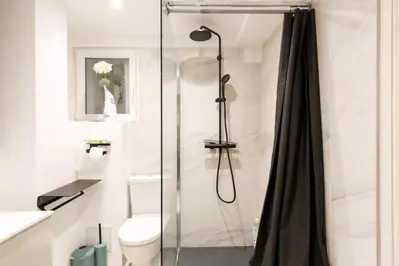 Salle de bains dans l'établissement Loft Gallia YourHostHelper
