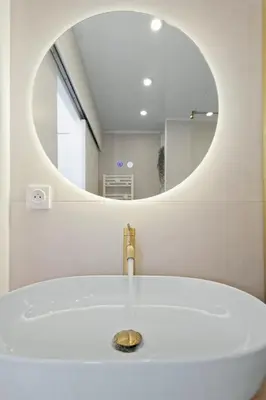 Salle de bains dans l'établissement Le Rooftop - Jacuzzi - Mer - Terrasse 180 - Parking