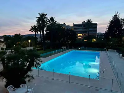 Piscine de l'établissement Le Petit Eden Piscine, Tennis, Ping Pong ou située à proximité