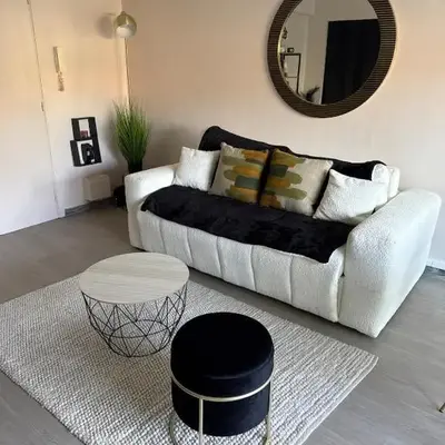 Studio avec terrasse