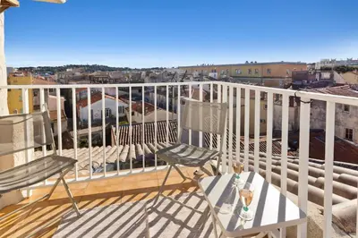 Balcon ou terrasse dans l'établissement Le Picasso - Hypercentre - Duplex - Rooftop - Clim - Escaliers