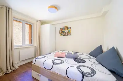 Un ou plusieurs lits dans un hébergement de l'établissement LX235 Lumineux T2 au cœur du village provençal, 4P
