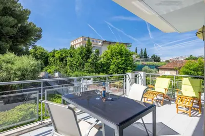 Balcon ou terrasse dans l'établissement La Belle Antibes - Two bedroom