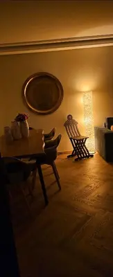Coin salon dans l'établissement Le Balcon des Anges Vue Mer Panoramique Sur L 'Azur Parking gratuit