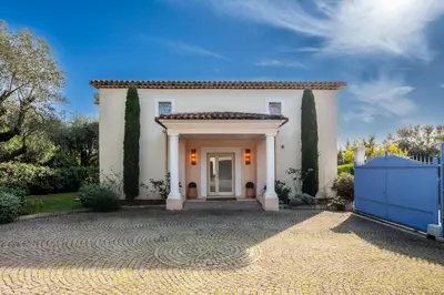 Bâtiment de la villa