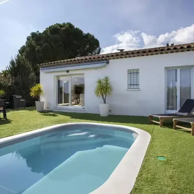 Villa Lecko House avec Piscine