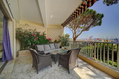 Balcon ou terrasse dans l'établissement IMMOGROOM- Huge Terrace - Panoramic Sea View - 1min from Beach