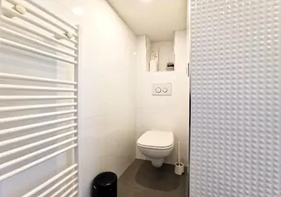 Salle de bains dans l'établissement Lovely and Modern 1 Bedroom City Centre Cannes