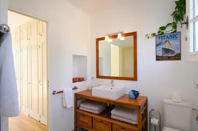 Salle de bains dans l'établissement Villa Le Port d'attache
