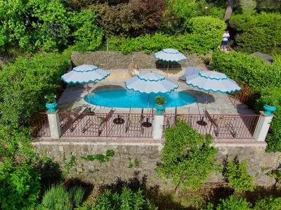 Piscine de l'établissement Villa Le Port d'attache ou située à proximité