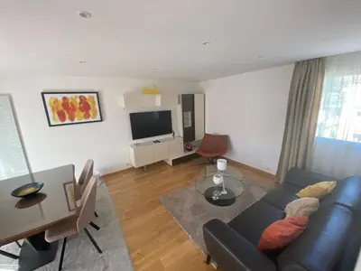 Télévision ou salle de divertissement dans l'établissement Riviera Eden Palace