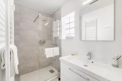 Salle de bains dans l'établissement Eden Azur - Résidence Hôtelière