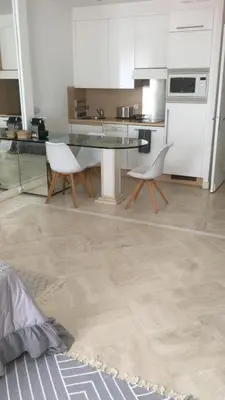 Cuisine ou kitchenette dans l'établissement CROISETTE Palais MIRAMAR FRONT DE MER