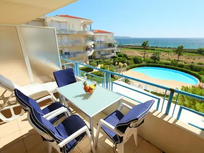 Piscine de l'établissement Apartment Le Grand Large by Interhome ou située à proximité