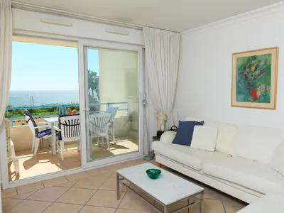 Balcon ou terrasse dans l'établissement Apartment Le Grand Large by Interhome