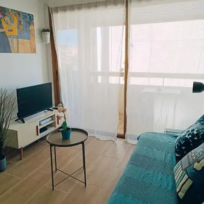 2 pièces climatisé avec balcon dans le vieil Antibes