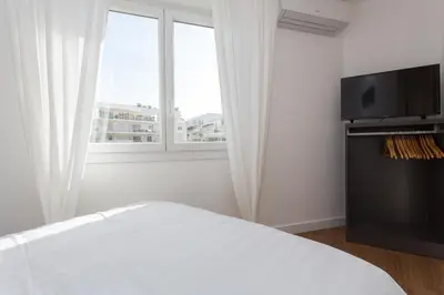 Télévision ou salle de divertissement dans l'établissement Maria Sea Cannes
