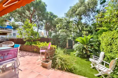 Jardin de l'établissement Cannes Film Festival Beach Apartment