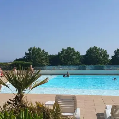 Les Pins Bleus