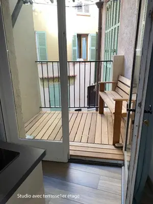 Balcon ou terrasse dans l'établissement Le rocher