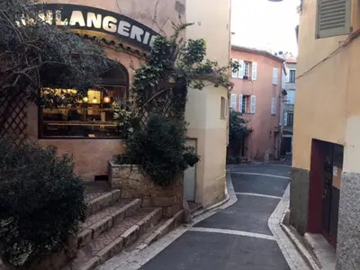 Quartier de l'appartement ou autre quartier proche