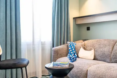 Coin salon dans l'établissement Hôtel CASA MOHO - Juan-Les-Pins