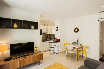 Cuisine ou kitchenette dans l'établissement Le Petit Magellan