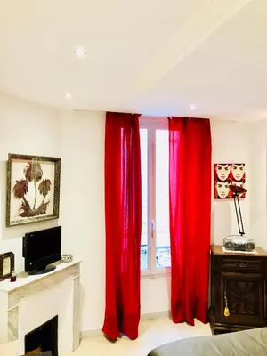 Télévision ou salle de divertissement dans l'établissement Apartment 3 Pieces