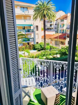 Balcon ou terrasse dans l'établissement Apartment 3 Pieces