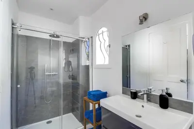 Salle de bains dans l'établissement Holiday Home with beautiful Sea View