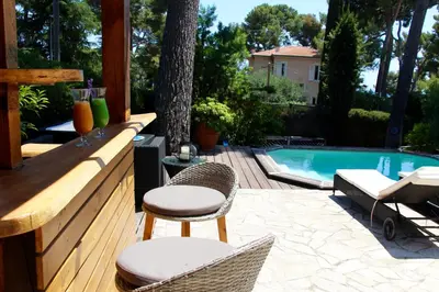 Piscine de l'établissement Villa Clair Matin - Antibes - Sea View - Pool - Sauna - Beach ou située à proximité