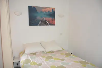 Un ou plusieurs lits dans un hébergement de l'établissement Appartement T2 de standing au pied des plages