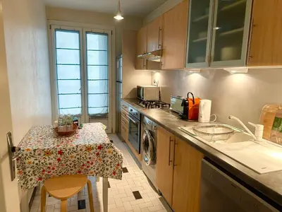 Cuisine ou kitchenette dans l'établissement AGENCIA appartement 2 chambres LE CORFOU