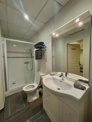 Salle de bains dans l'établissement Résidence Gambetta